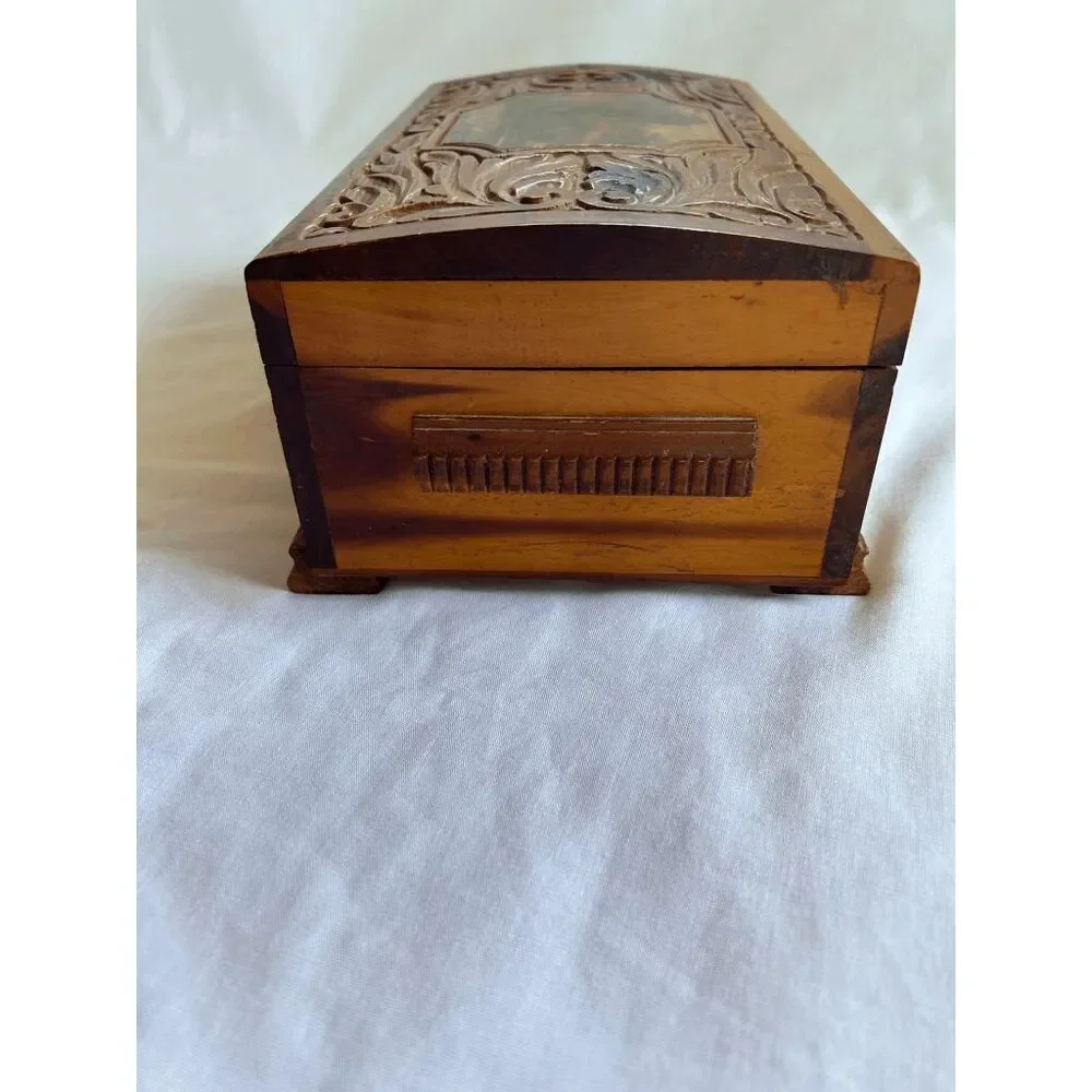 Vintage Carved Wooden Trinket/Jewlery Box with Mirror, Scroll Work